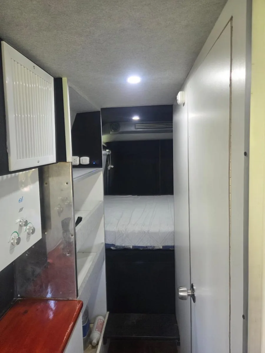 MERCEDES BENZ SPRINTER MOTORHOME