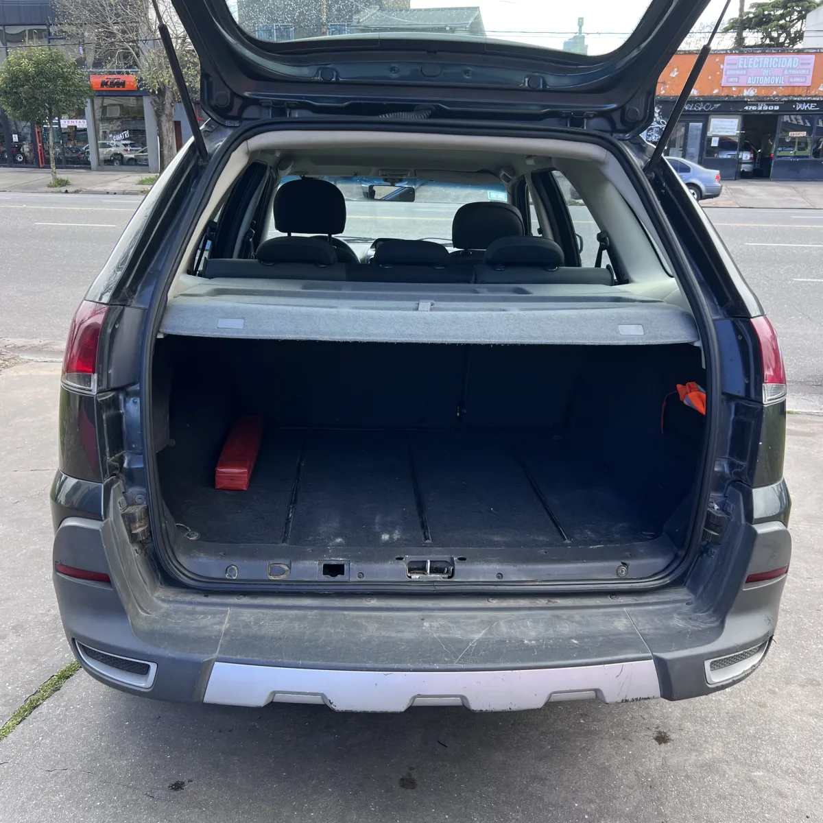 Fiat Palio Weekend Aventure Locker
