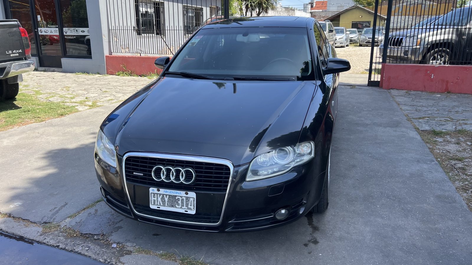Audi A4 3.2 V6 FSI Quattro Tiptronic