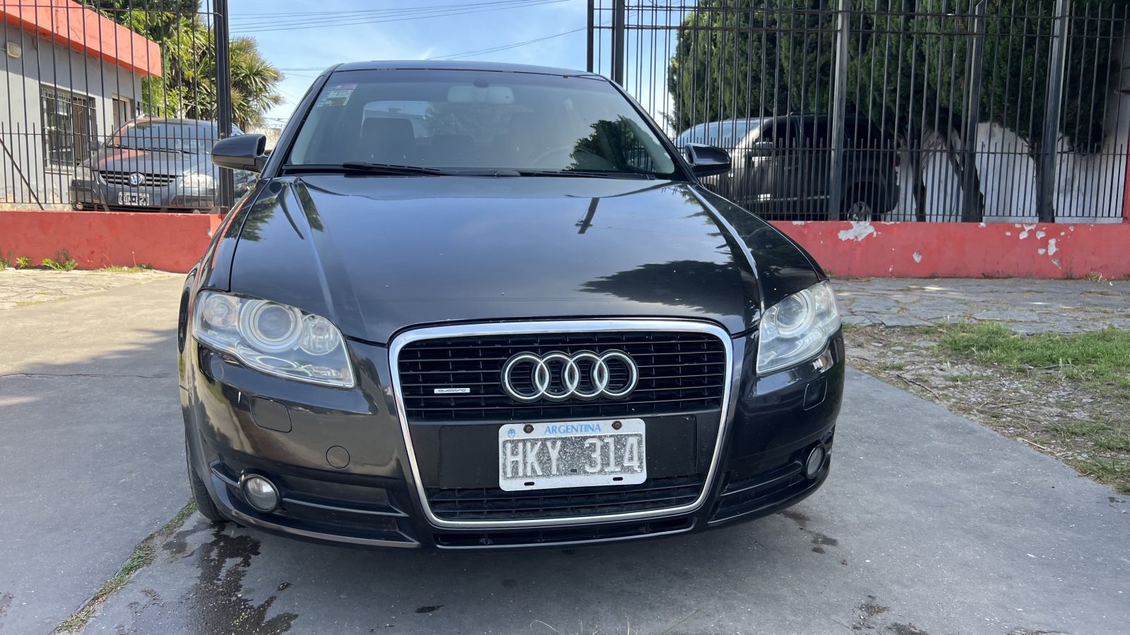 Audi A4 3.2 V6 FSI Quattro Tiptronic