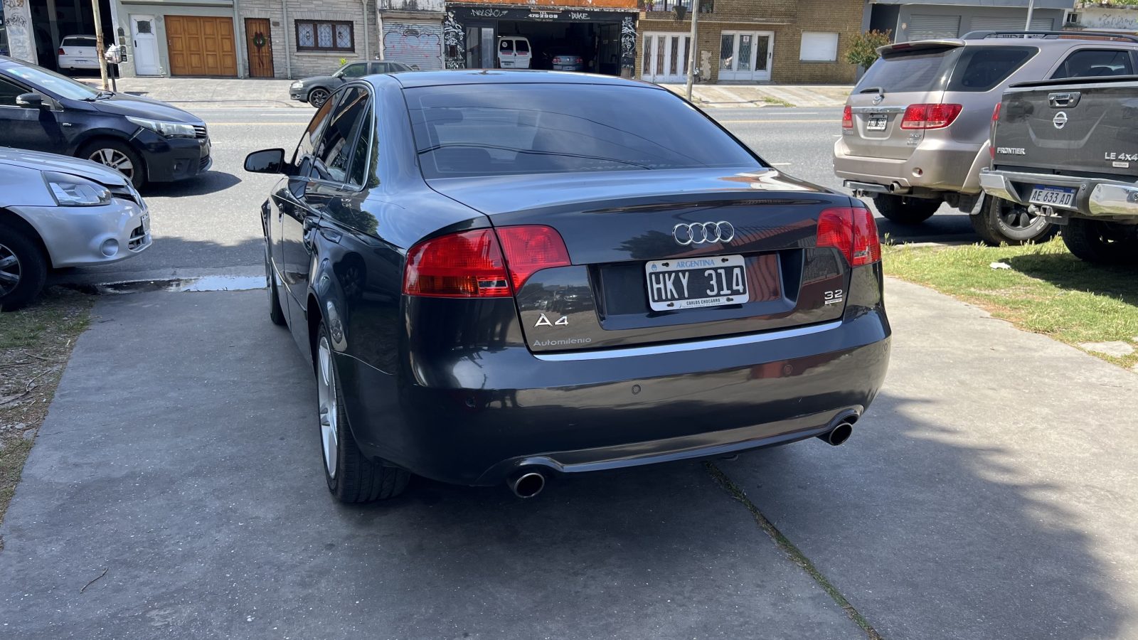 Audi A4 3.2 V6 FSI Quattro Tiptronic