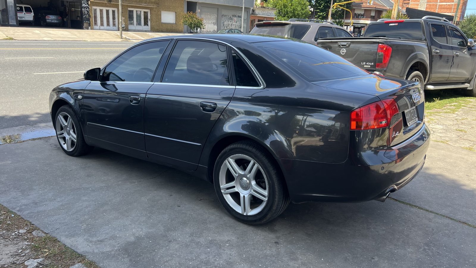 Audi A4 3.2 V6 FSI Quattro Tiptronic