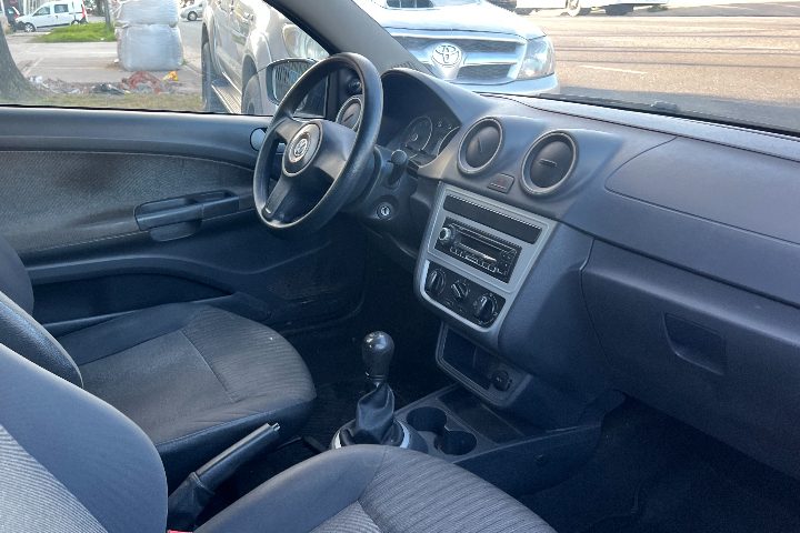 Volkswagen Gol Trend Pack I 1.6 101cv — Interior