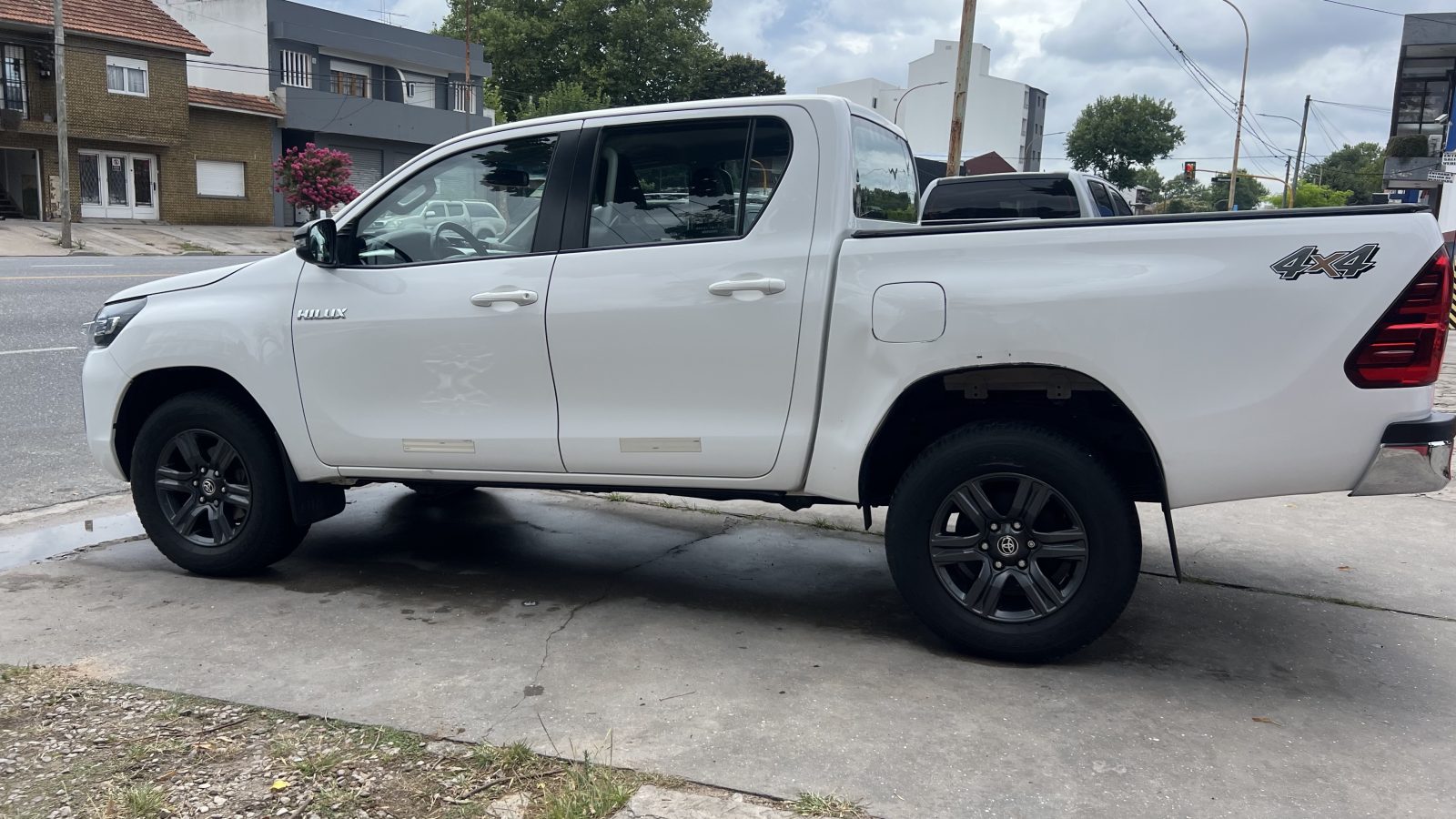 Toyota Hilux Sr 2.8 tdi