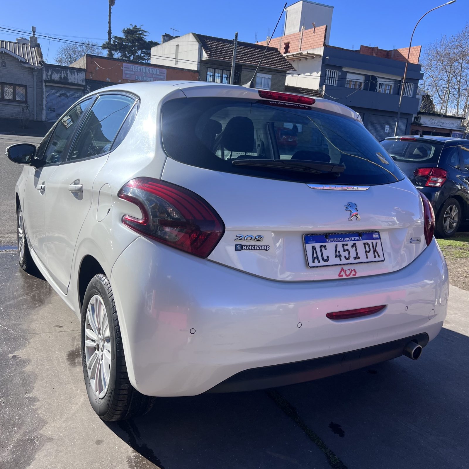 Peugeot 208 Allure 1.6