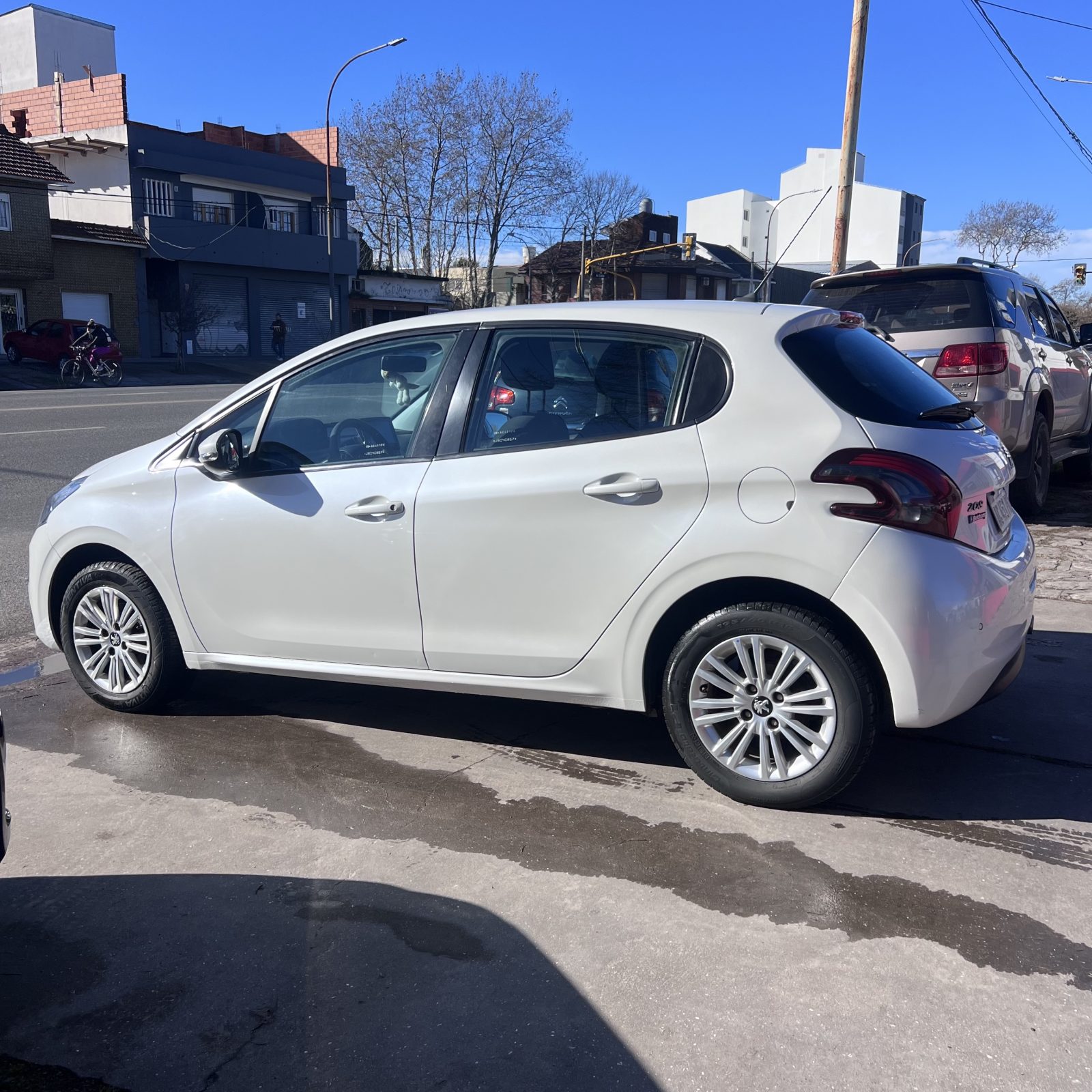 Peugeot 208 Allure 1.6