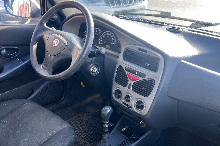 Fiat Palio Top — Interior