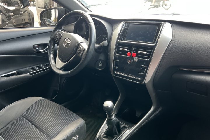 Toyota Yaris Xls — Interior