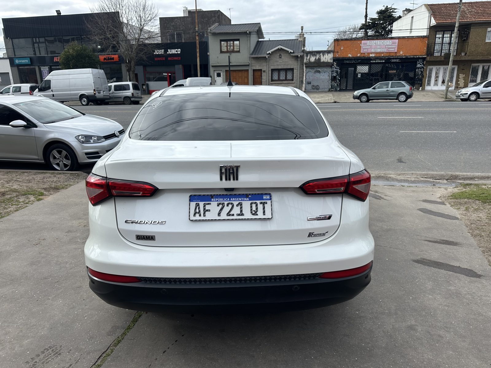 Fiat Cronos Drive Mt