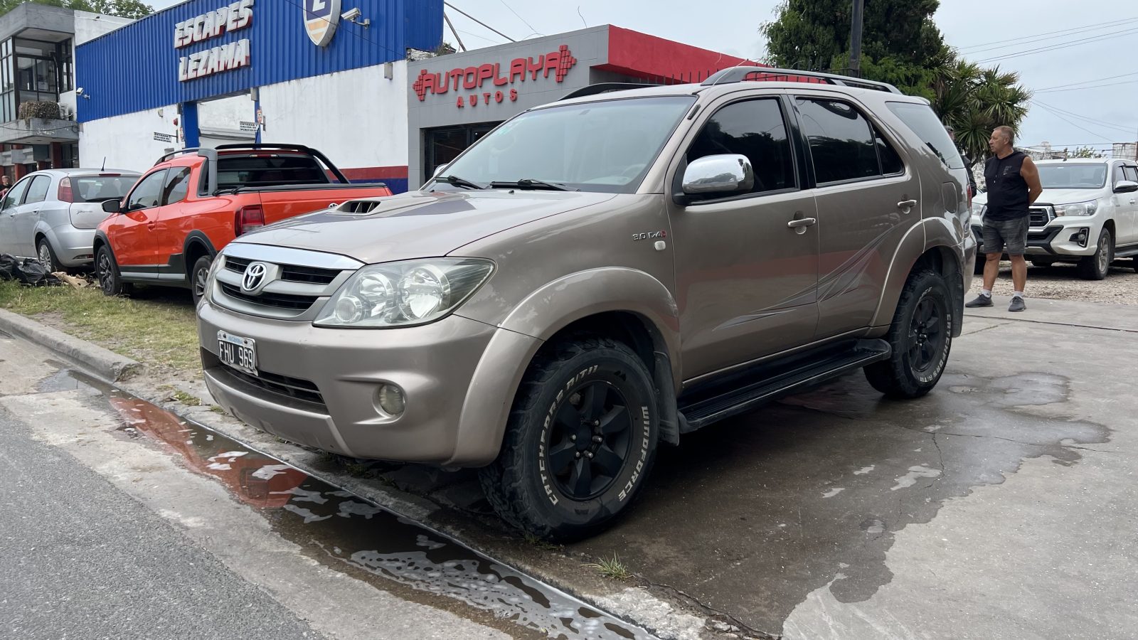 Toyota Hilux SW4 Srv Cuero At 4X4