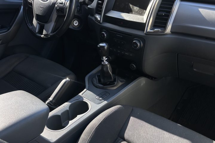 Ford Ranger Cd Xlt Tdci 200Cv 4X2 — Interior
